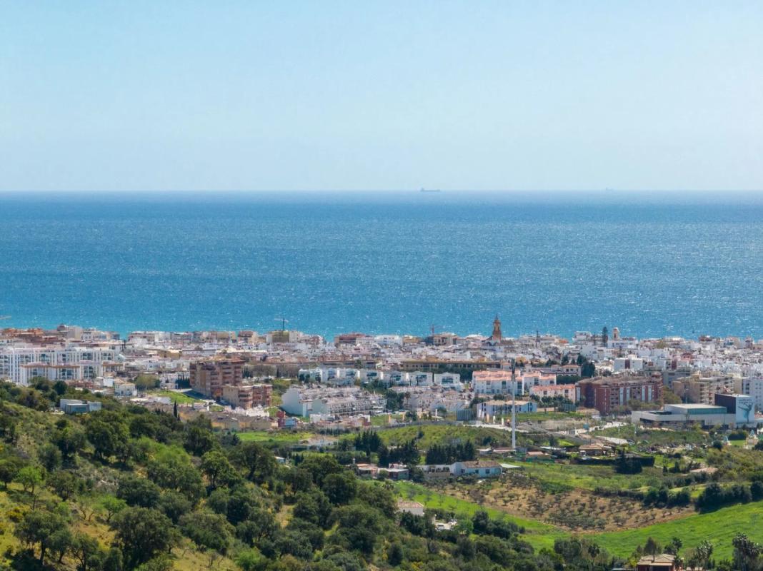 Terreno en venta en Estepona, Malaga photo 5