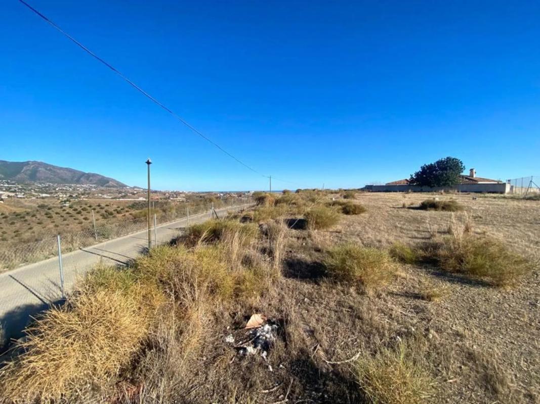 Terreno en venta en Mijas, Malaga photo 3