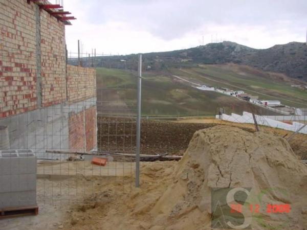Terreno en calle Vicente Aleixandre photo 1