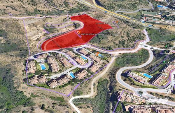 Terreno en calle Huelva de Calahonda thumbnail 2