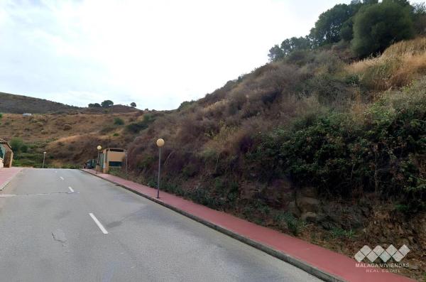 Terreno en calle Huelva de Calahonda photo 4