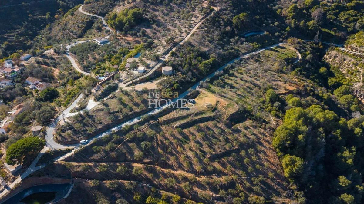 Участок земли на продажу в Нерха, Малага photo 4