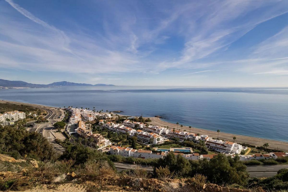 Terreno en venta en Manilva, Malaga photo 4