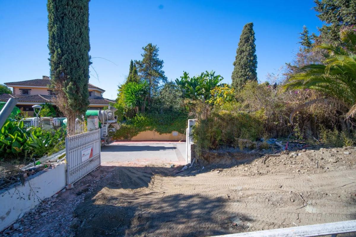 Terreno en venta en Marbella, Malaga photo 4