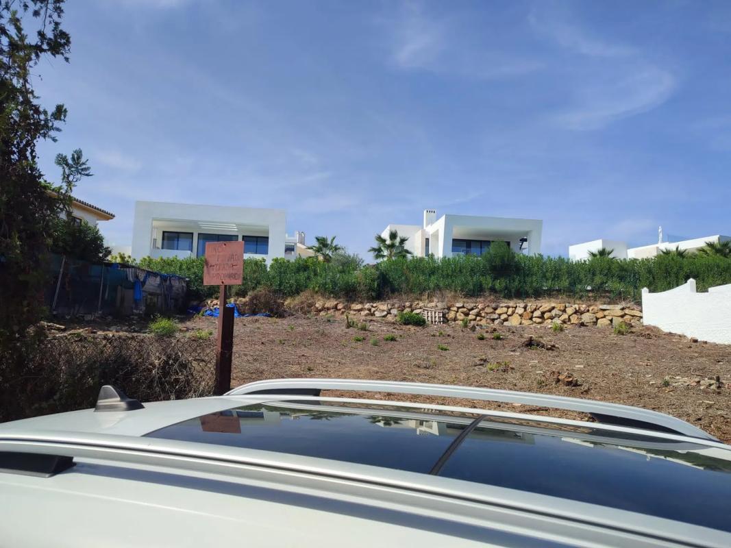 Land for sale in Estepona, Malaga photo 1