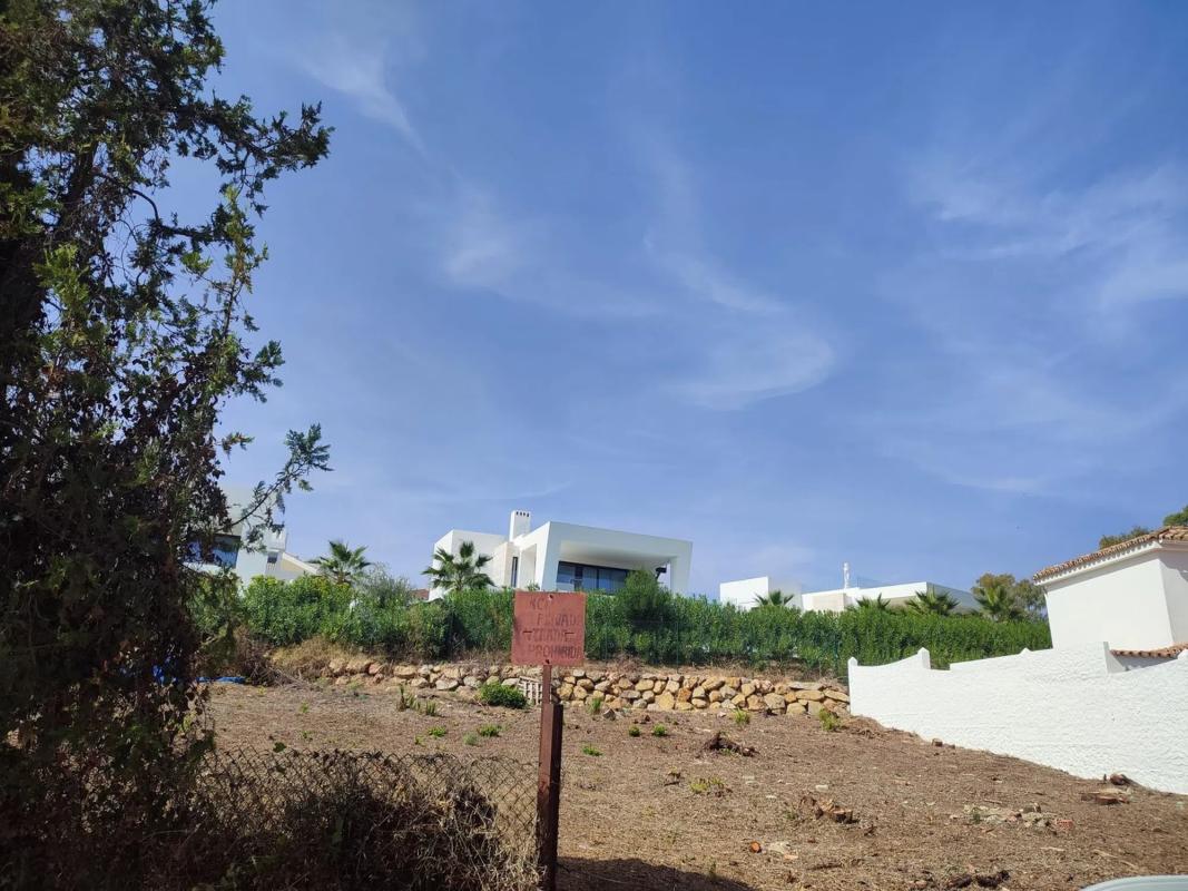 Land for sale in Estepona, Malaga photo 2