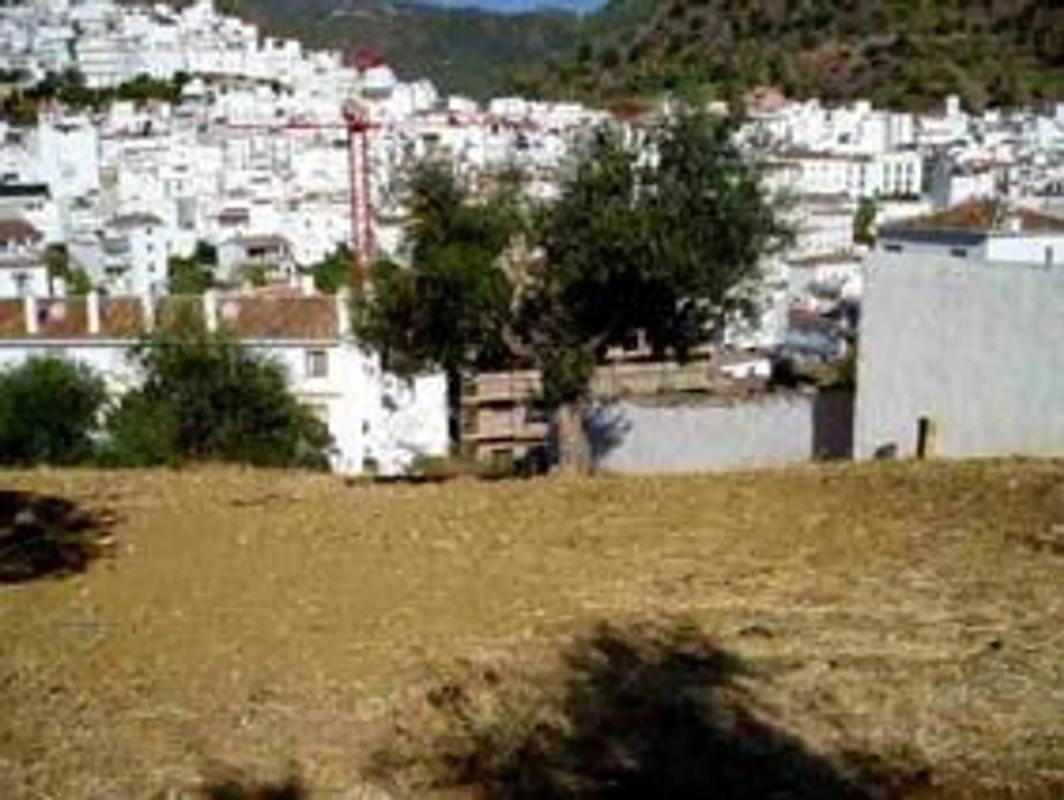 Terreno en venta en Tolox, Malaga photo 1