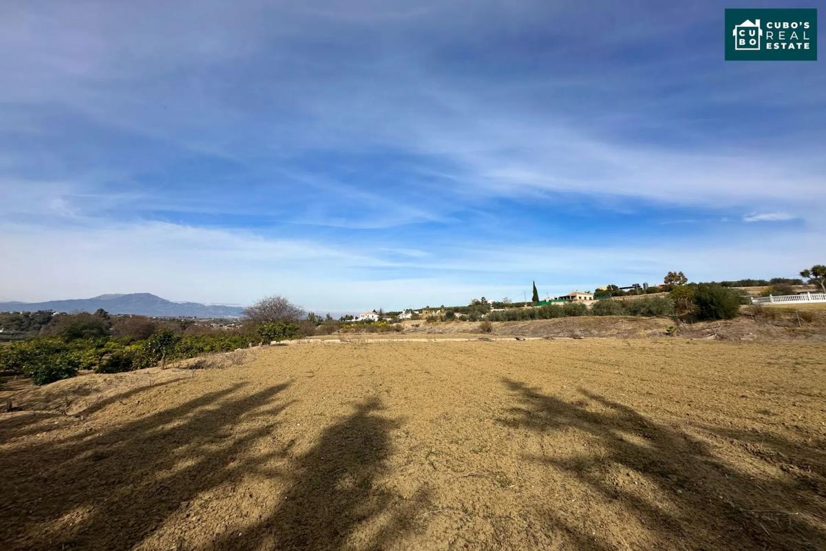 Terreno en venta en Alhaurín el Grande, Malaga photo 5