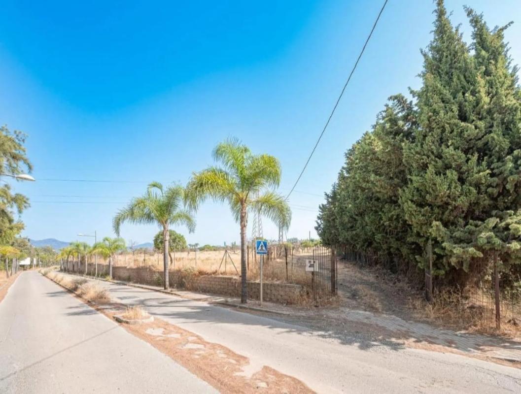 Terreno en venta en Estepona, Malaga photo 4