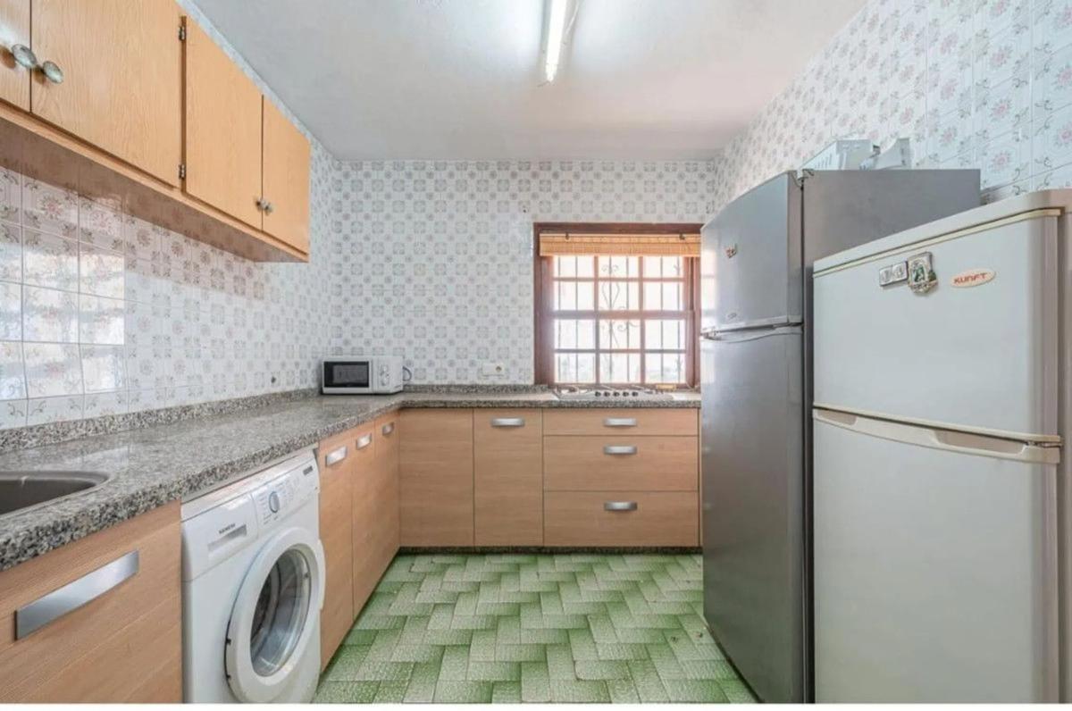Terreno en venta en Estepona, Malaga photo 5