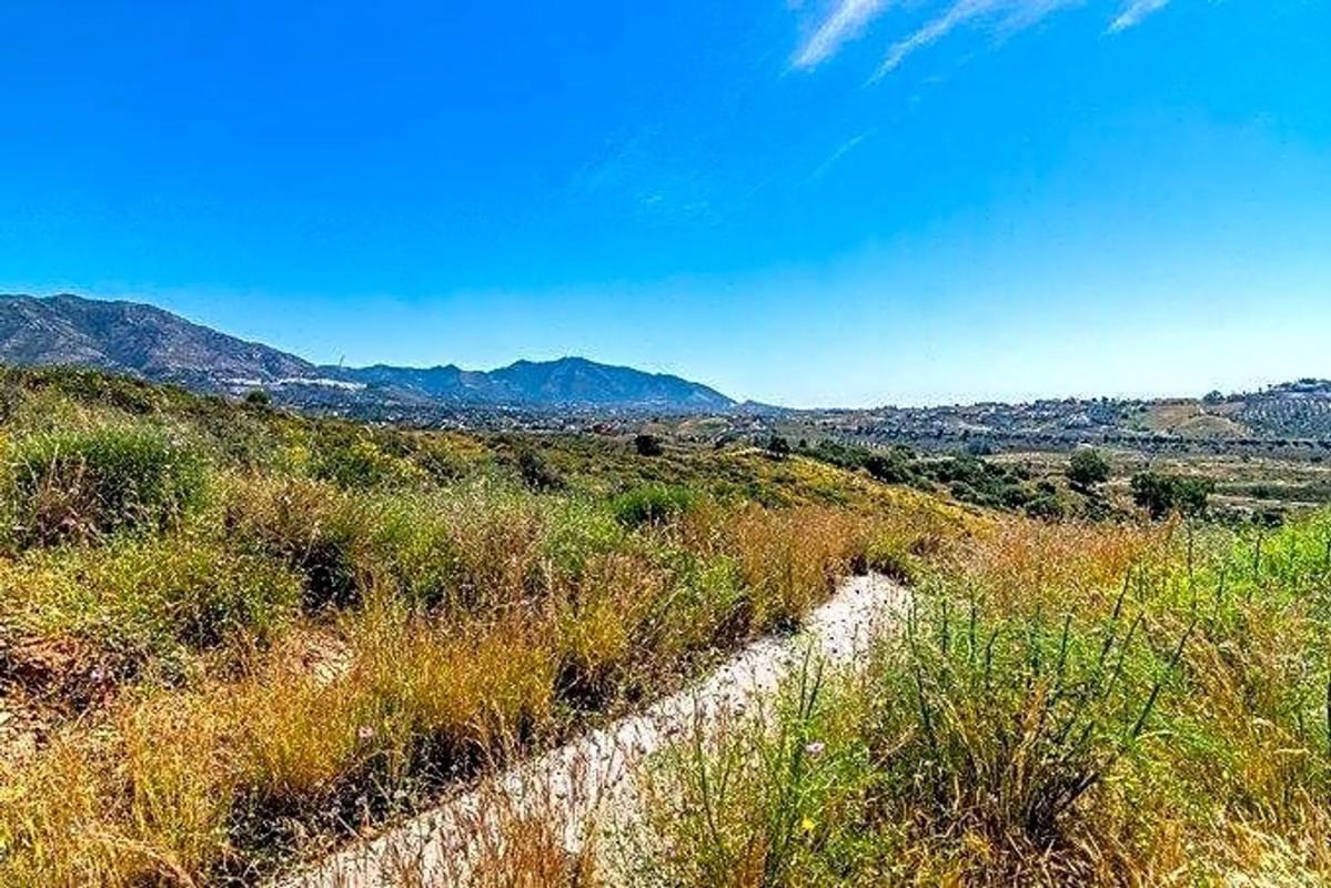 Terreno en venta en Mijas, Malaga photo 1