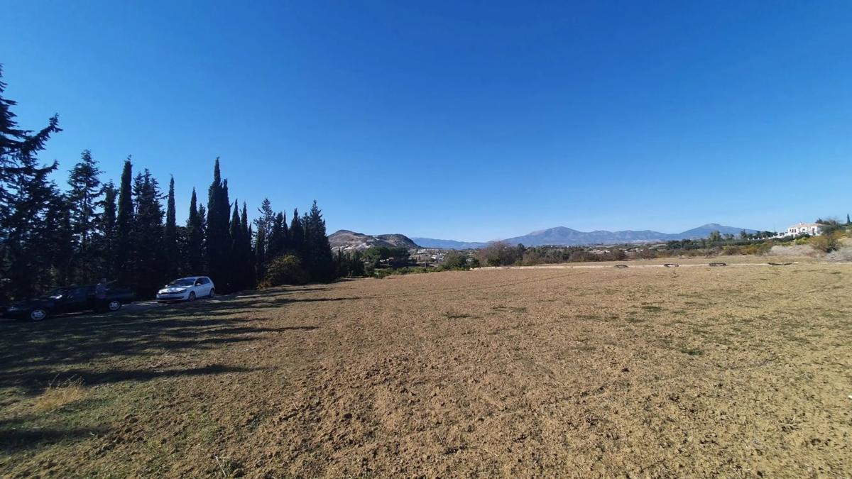 Terreno en venta en Alhaurín el Grande, Malaga photo 5