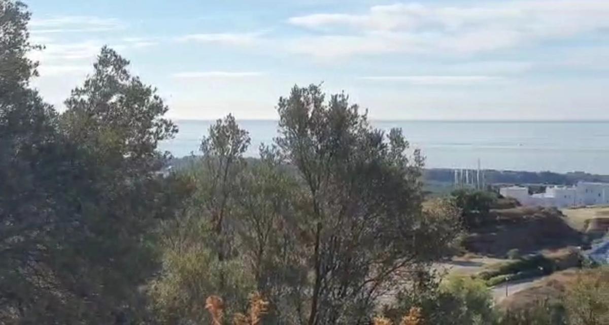 Terreno en venta en Marbella, Malaga photo 2