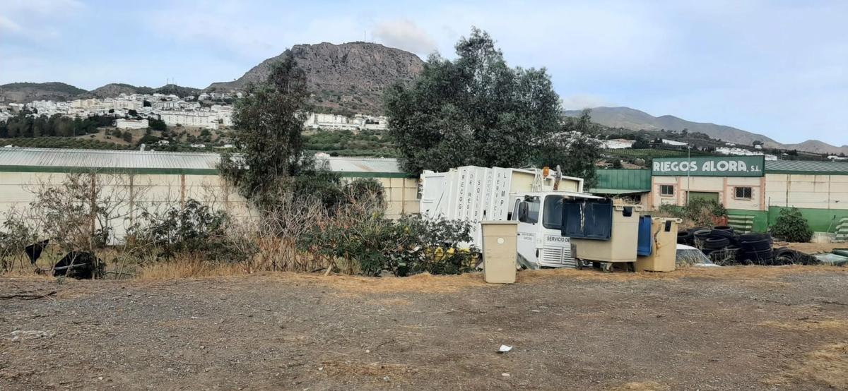 Terreno en venta en Alora, Malaga photo 1