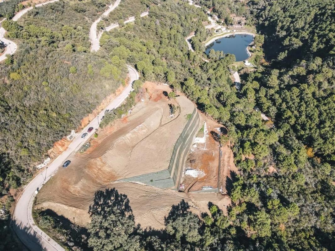 Terreno en venta en Benahavís, Malaga photo 4
