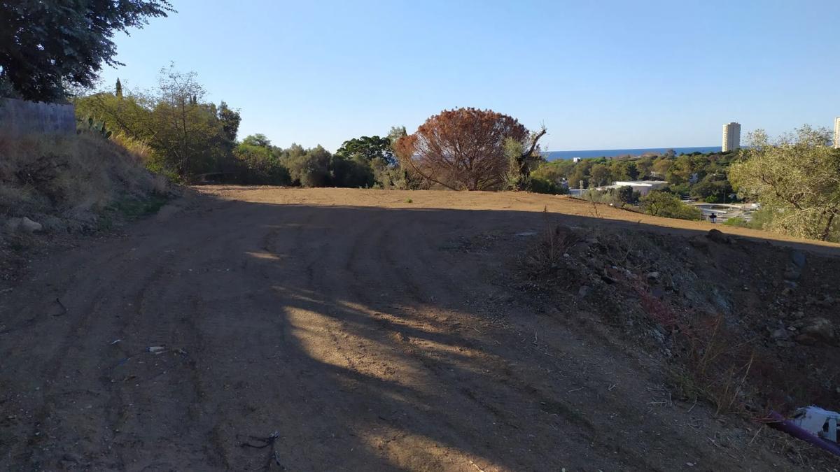 Działka na sprzedaż w Marbella, Malaga photo 2