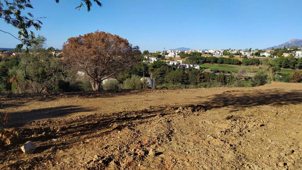 Działka na sprzedaż w Marbella, Malaga photo 5