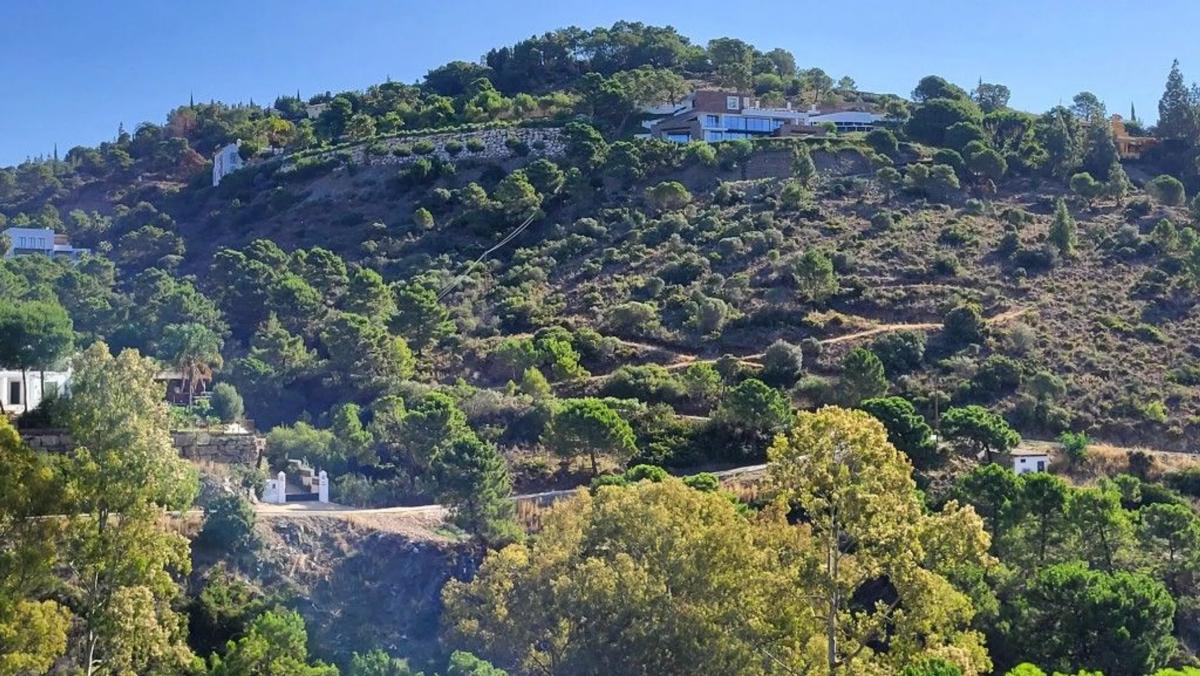 Terreno en venta en Benahavís, Malaga photo 3
