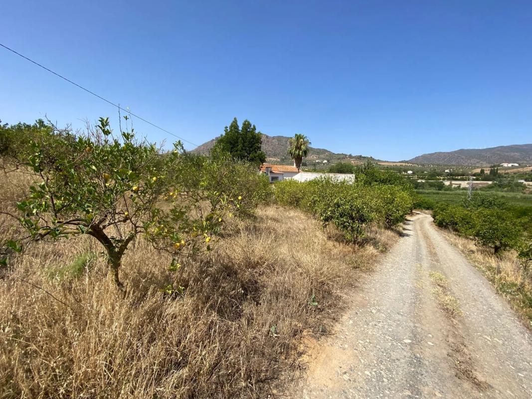Terreno en venta en Alora, Malaga photo 3