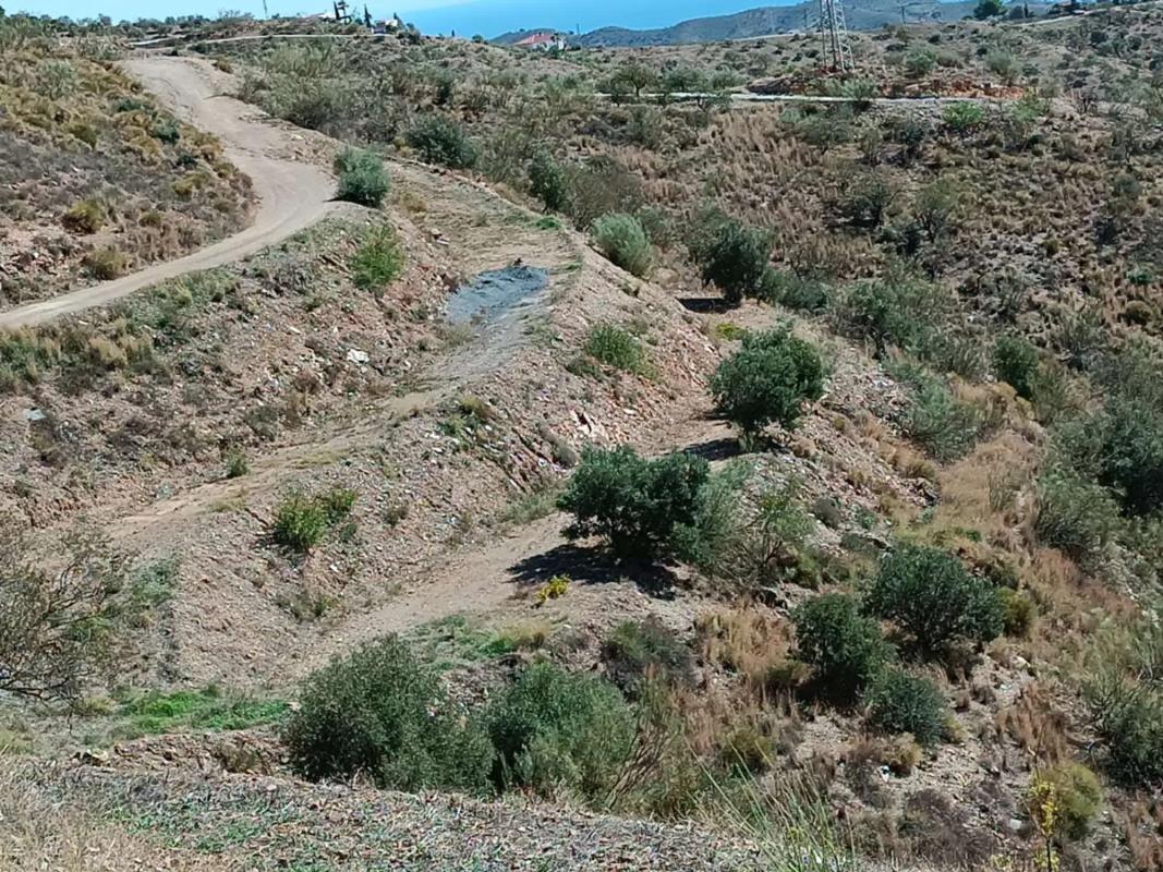 Terreno en venta en Moclinejo, Malaga photo 4