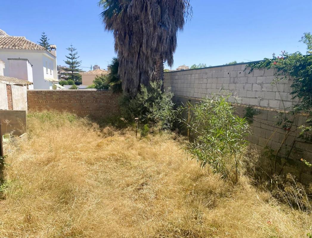 Działka na sprzedaż w Fuengirola, Malaga photo 3