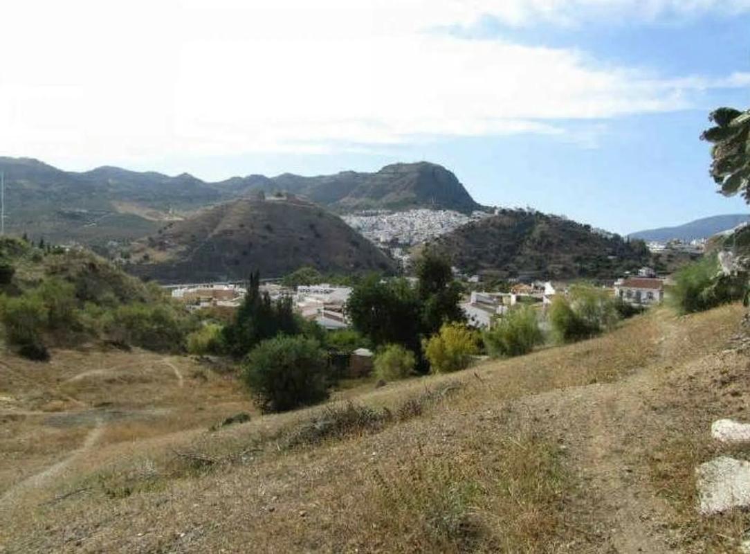 Terreno en venta en Alora, Malaga photo 1