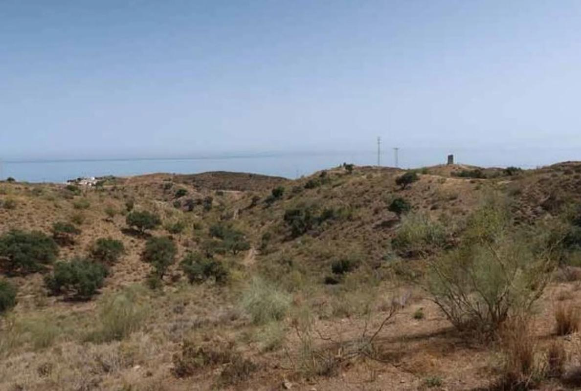 Terreno en venta en Almayate Bajo, Malaga photo 1