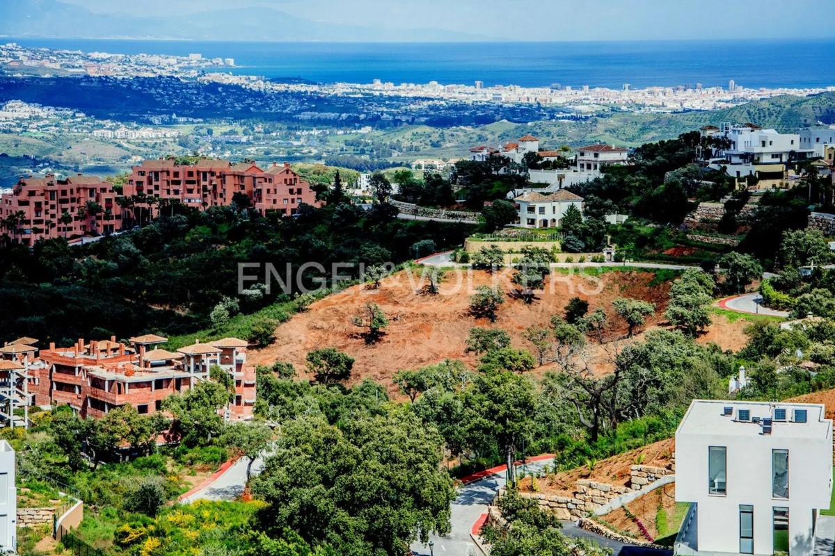 Land for sale in Ojén, Malaga photo 1