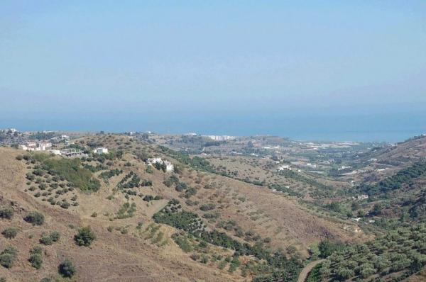 Terreno en Frigiliana photo 3