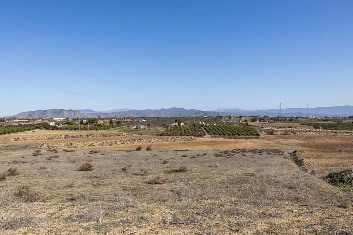 Terreno en venta en Alhaurín el Grande, Malaga photo 5