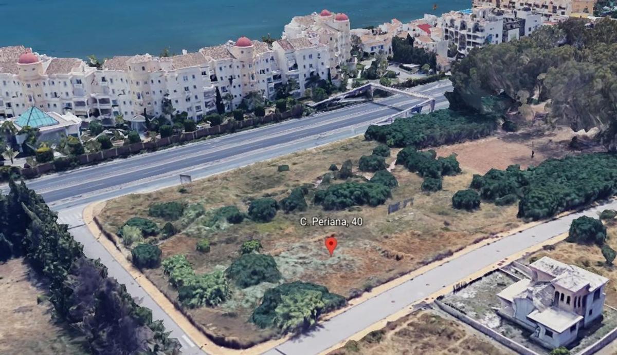 Land for sale in Estepona, Malaga photo 1