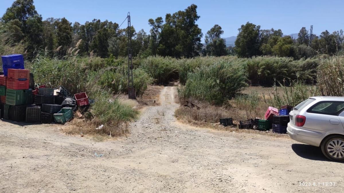 Terreno en venta en Coin, Malaga photo 2