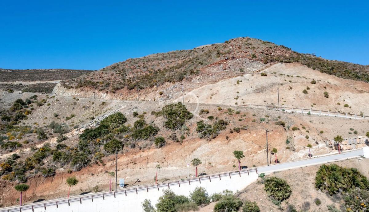 Terreno en venta en Benahavís, Malaga photo 2