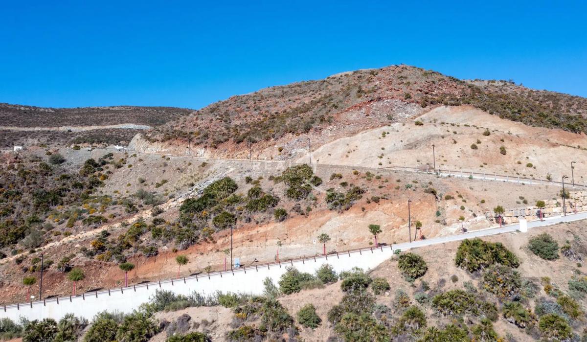 Terreno en venta en Benahavís, Malaga photo 3