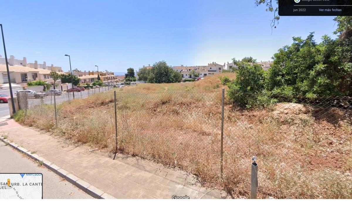 Terreno en venta en Marbella, Malaga photo 1