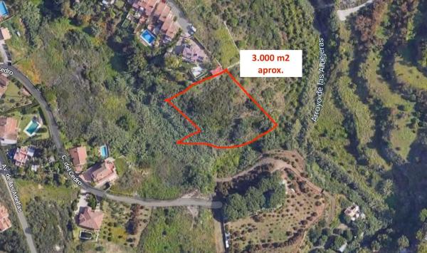 Terreno en avenida de las Adelfas, 3 photo 2