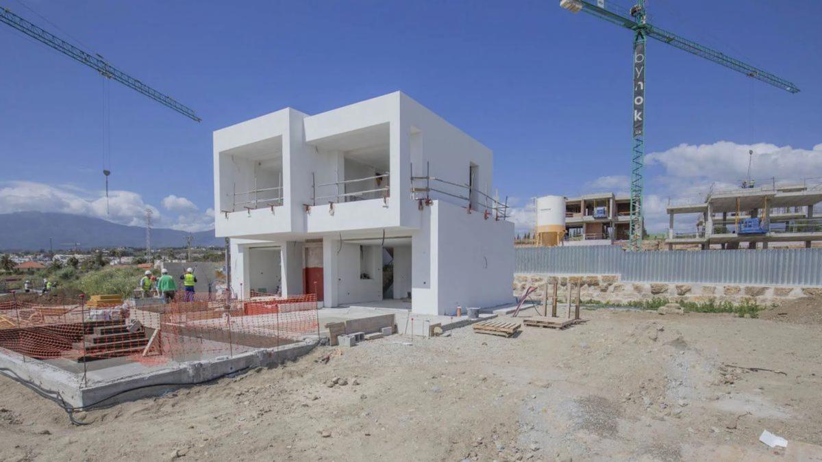 Land for sale in Estepona, Malaga photo 3