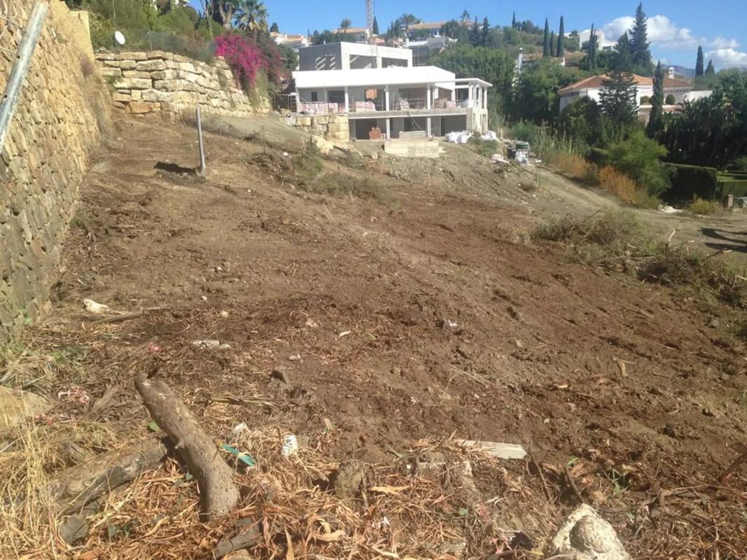 Terreno en venta en Benahavís, Malaga photo 2
