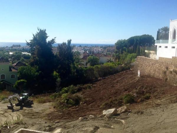 Terreno en calle Urbanizacion el Paraiso photo 4