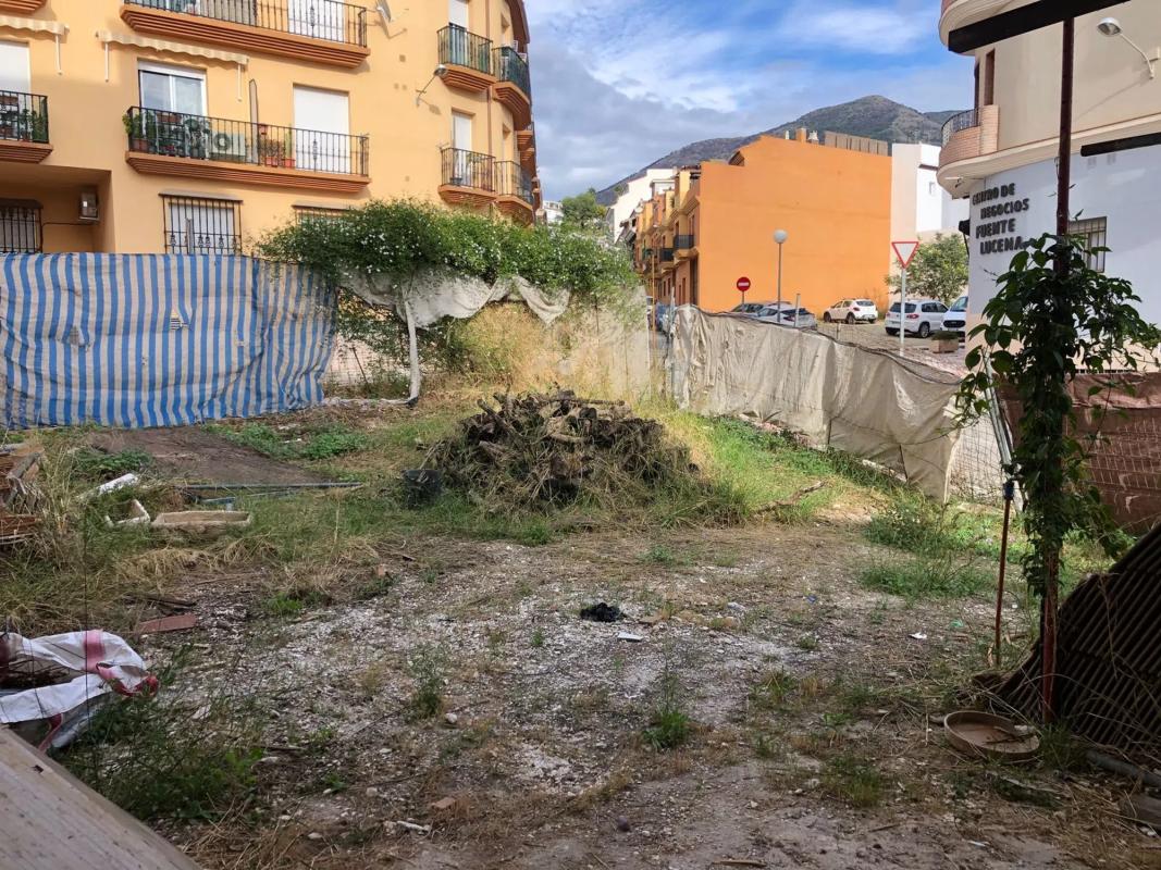 Terreno en venta en Alhaurín el Grande, Malaga photo 1