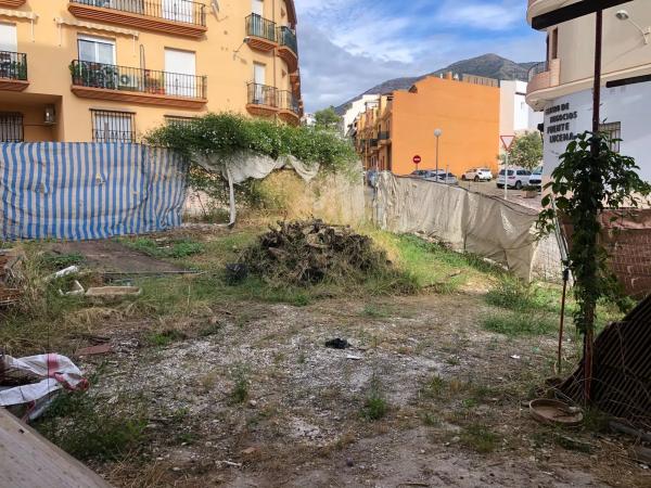 Terreno en calle hernan cortes, 11 photo 1