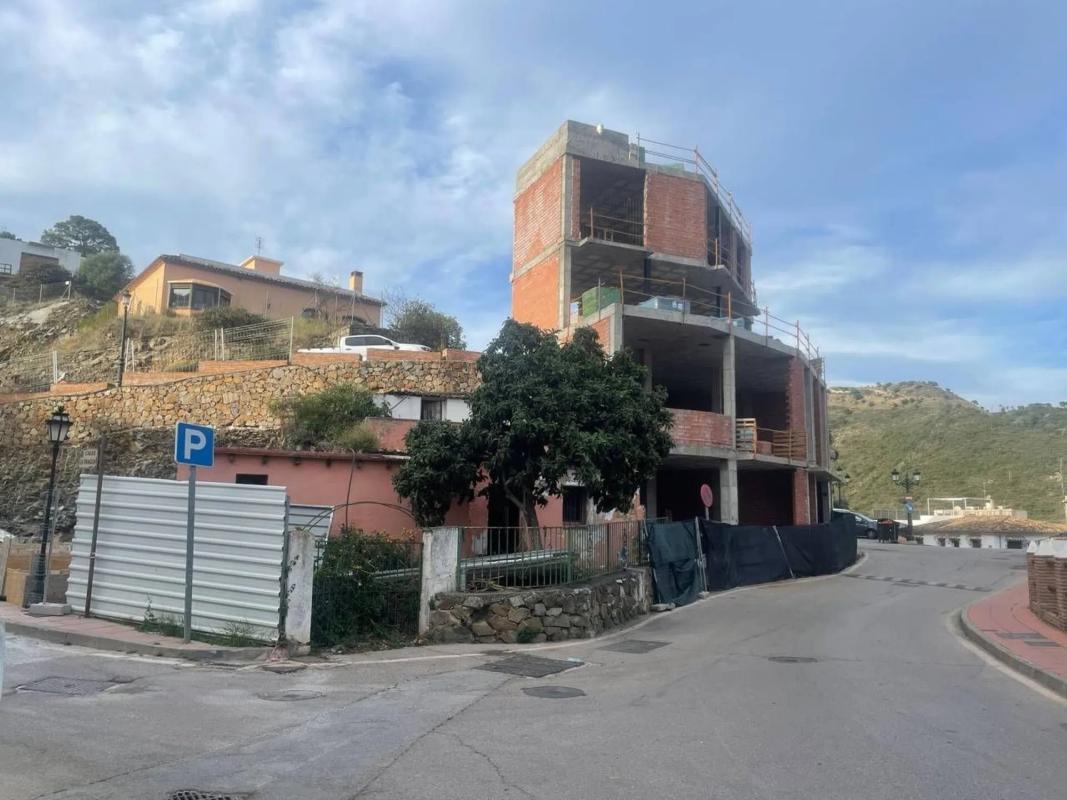Terreno en venta en Benahavís, Malaga photo 3
