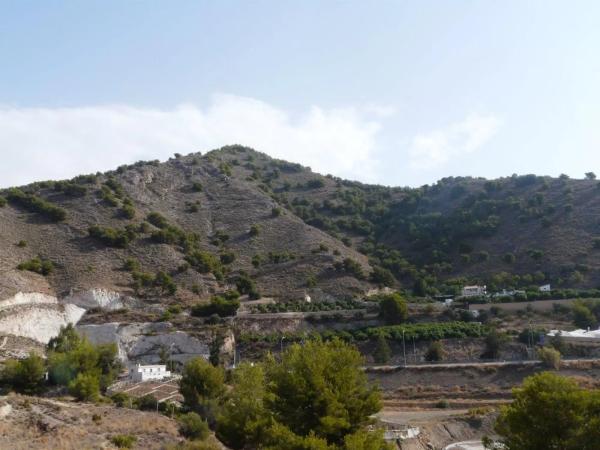 Terreno en Avda Pescia - Ctra de Frigiliana photo 2