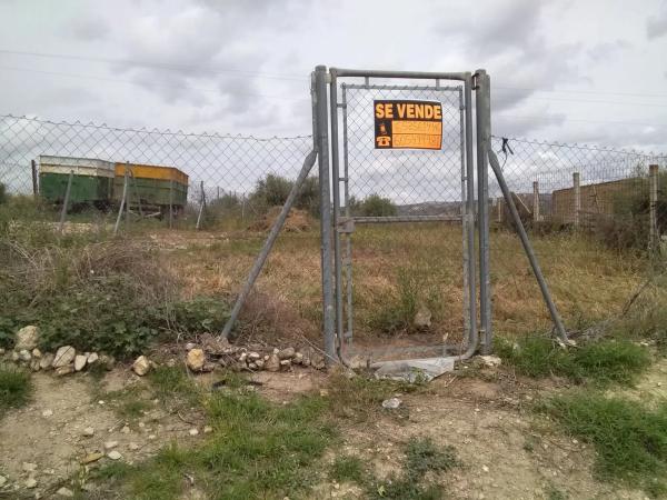 Terreno en calle El Martillo, 26 thumbnail 1