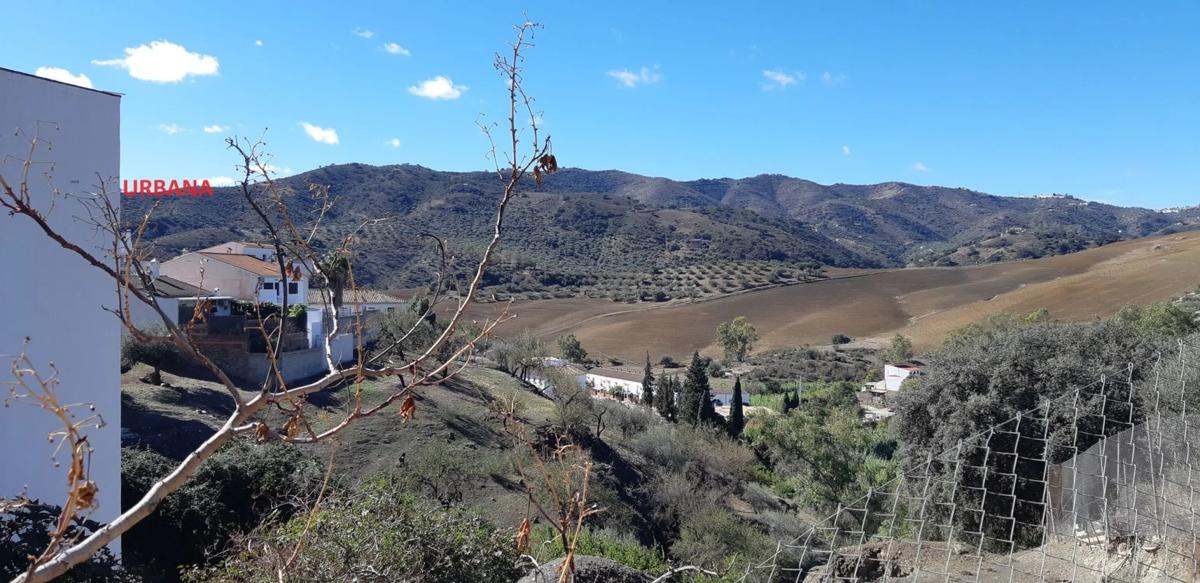 Działka na sprzedaż w Riogordo, Malaga photo 1