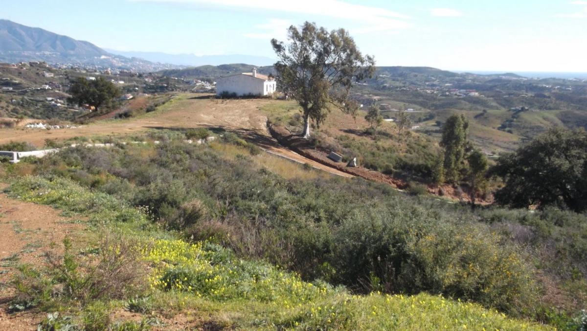 Terreno en venta en Mijas, Malaga photo 3