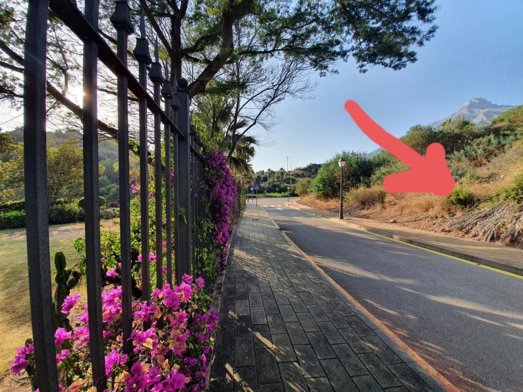 Terreno en venta en Marbella, Malaga photo 4