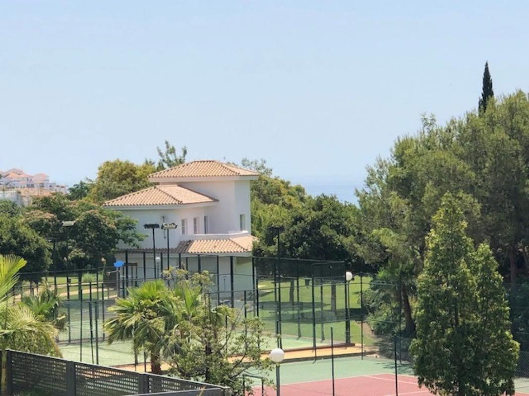 Działka na sprzedaż w Benalmádena, Malaga photo 1