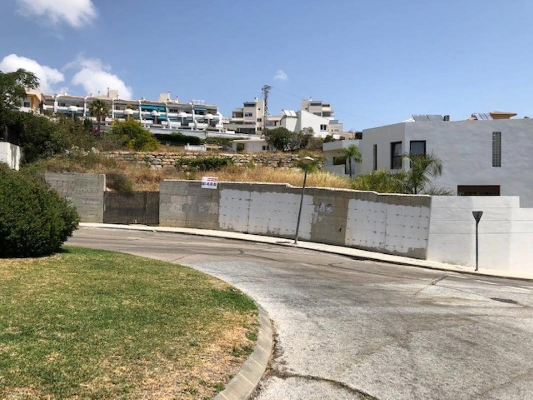 Działka na sprzedaż w Benalmádena, Malaga photo 3