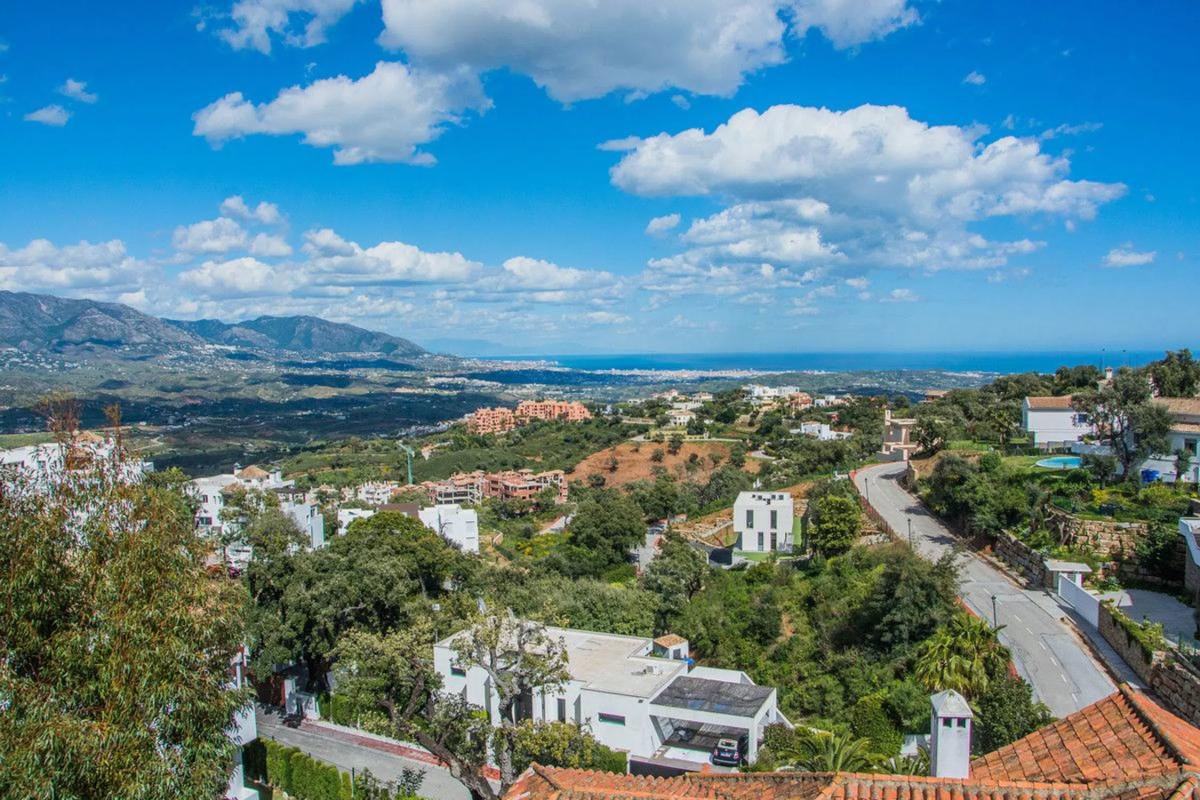Terreno en venta en Ojén, Malaga photo 2
